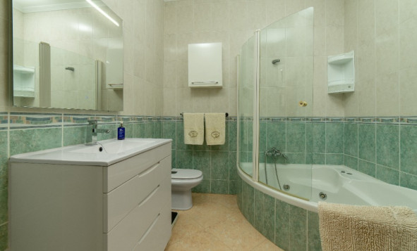 Herverkoop - 3. Halfvrijstaand huis - Los Altos - Costa Blanca Zuid