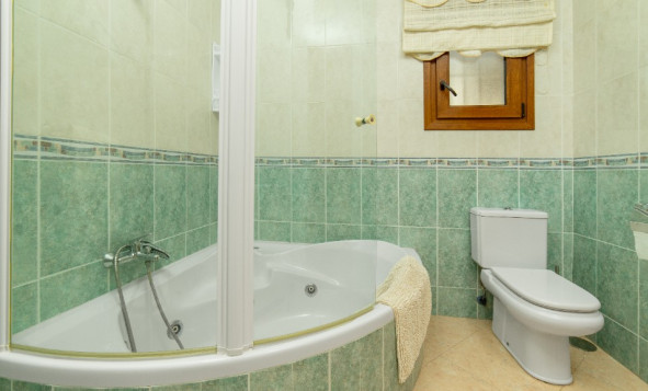 Herverkoop - 3. Halfvrijstaand huis - Los Altos - Costa Blanca Zuid