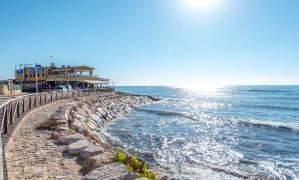 Herverkoop - 3. Halfvrijstaand huis - Los Altos - Costa Blanca Zuid