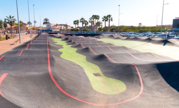 Herverkoop - 4. Halfvrijstaande villa - Torrevieja - Costa Blanca Zuid