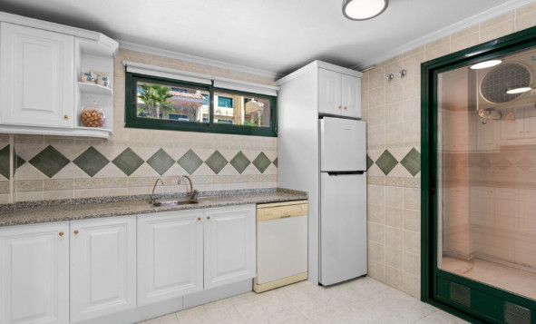 Herverkoop - 1. Appartement / flat - Dehesa de Campoamor - Costa Blanca Zuid