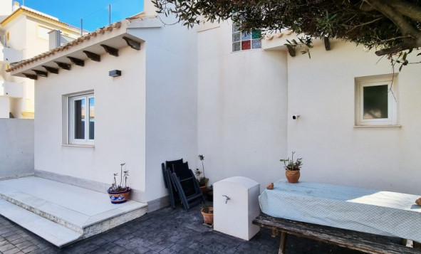 Herverkoop - 3. Halfvrijstaand huis - Playa Flamenca - Costa Blanca Zuid