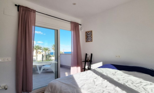 Herverkoop - 3. Halfvrijstaand huis - Playa Flamenca - Costa Blanca Zuid