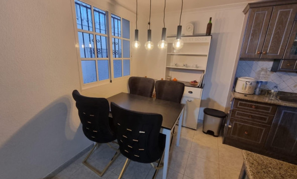 Herverkoop - 1. Appartement / flat - Torrevieja - Costa Blanca Zuid