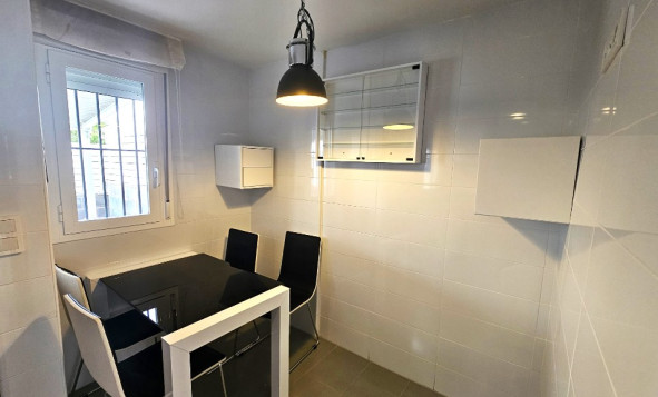 Herverkoop - 2. Town house / tussenwoning - Torrevieja - Costa Blanca Zuid