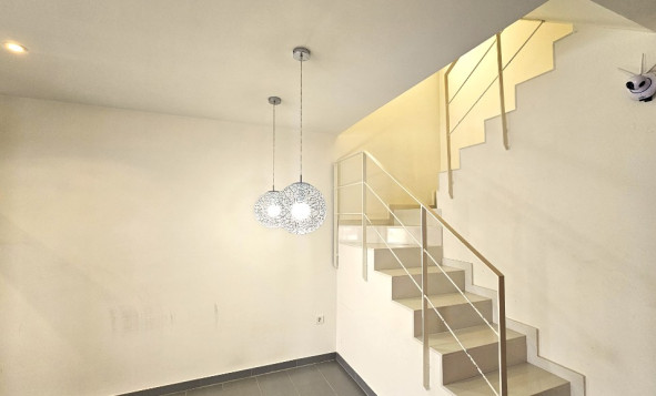 Herverkoop - 2. Town house / tussenwoning - Torrevieja - Costa Blanca Zuid