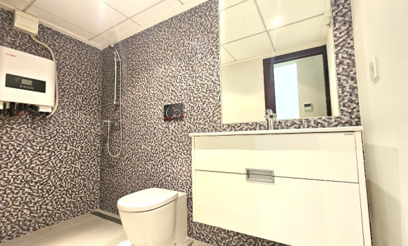 Herverkoop - 2. Town house / tussenwoning - Torrevieja - Costa Blanca Zuid