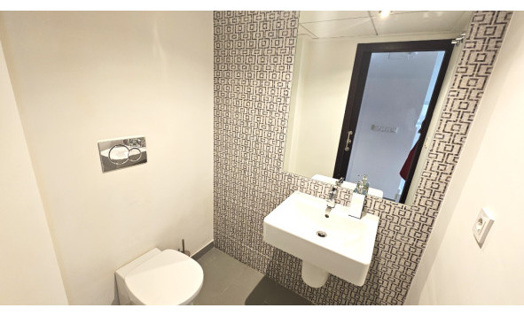 Herverkoop - 2. Town house / tussenwoning - Torrevieja - Costa Blanca Zuid