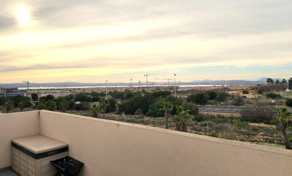 Herverkoop - 2. Town house / tussenwoning - Torrevieja - Costa Blanca Zuid