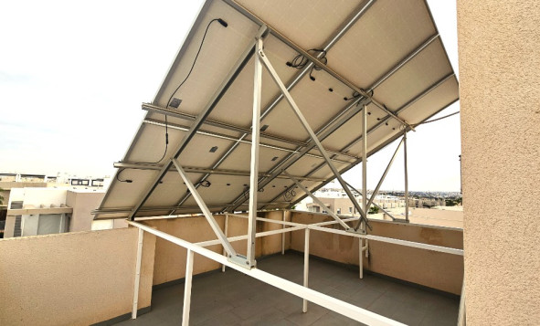 Herverkoop - 2. Town house / tussenwoning - Torrevieja - Costa Blanca Zuid