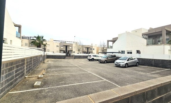 Herverkoop - 2. Town house / tussenwoning - Torrevieja - Costa Blanca Zuid