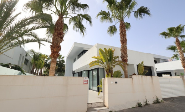 Herverkoop - 3. Halfvrijstaand huis - Ciudad Quesada - Costa Blanca Zuid