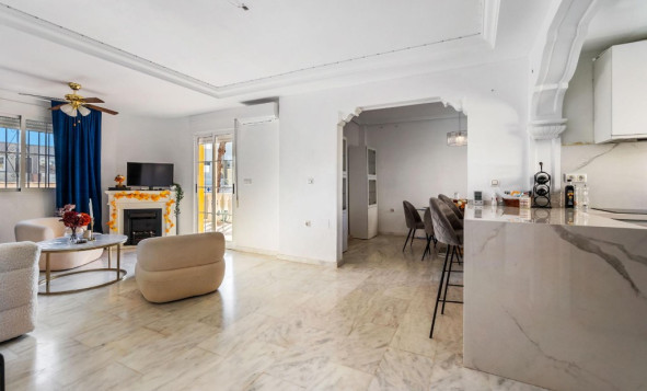 Herverkoop - 3. Halfvrijstaand huis - Villamartin - Costa Blanca Zuid