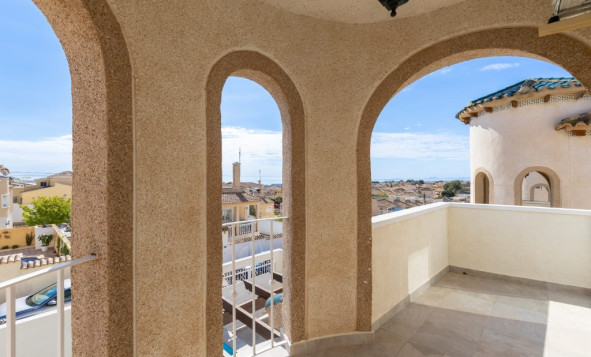 Herverkoop - 3. Halfvrijstaand huis - Orihuela Costa - Costa Blanca Zuid