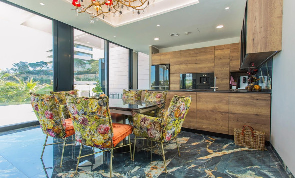 Herverkoop - 3. Halfvrijstaand huis - Las Colinas Golf and Country Club - Costa Blanca Zuid