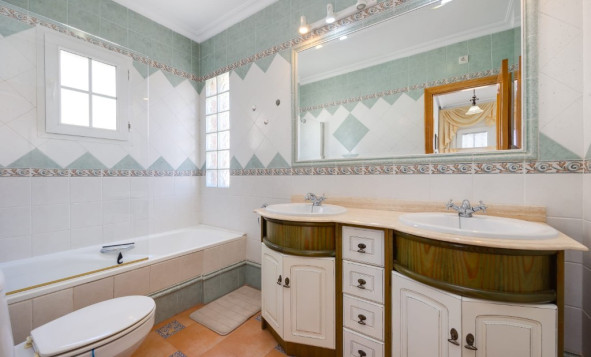 Herverkoop - 3. Halfvrijstaand huis - Orihuela Costa - Costa Blanca Zuid