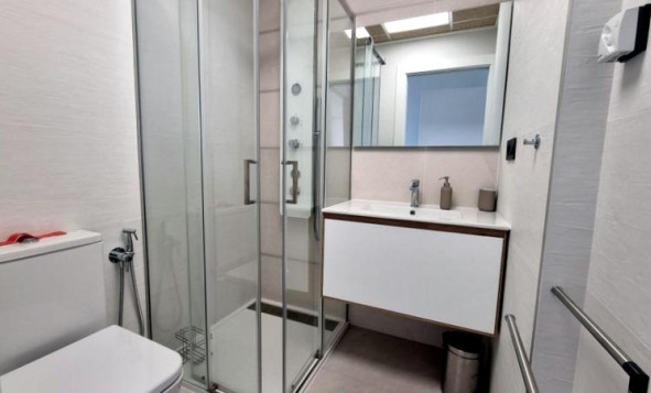 Resale - 1. Apartment / flat - Los Balcones - Costa Blanca South