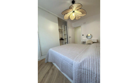 Herverkoop - 1. Appartement / flat - Torrevieja - Costa Blanca Zuid