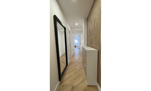 Herverkoop - 1. Appartement / flat - Torrevieja - Costa Blanca Zuid