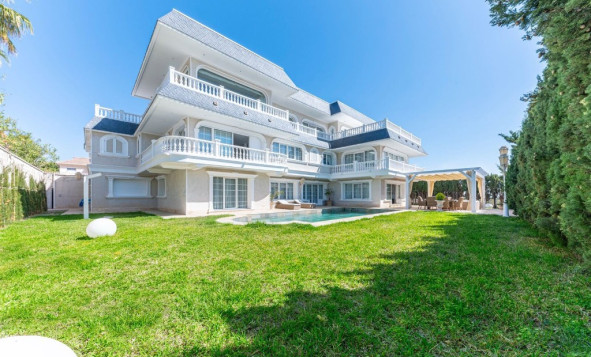 Herverkoop - 3. Halfvrijstaand huis - Playa San Juan - Costa Blanca Noord