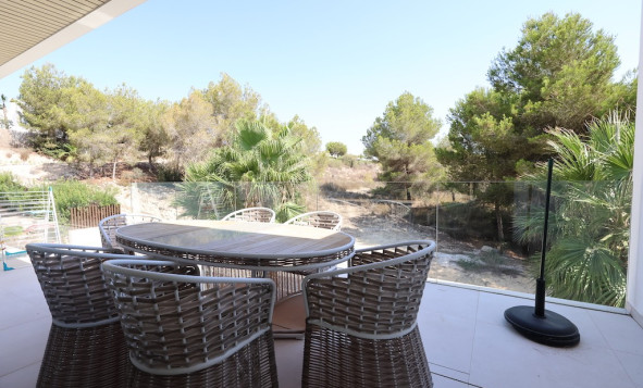 Reventa - 3. Casa pareada - Las Colinas Golf and Country Club - Costa Blanca Sur