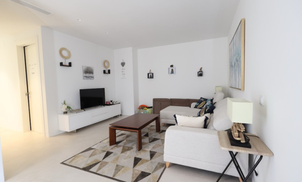 Reventa - 3. Casa pareada - Las Colinas Golf and Country Club - Costa Blanca Sur