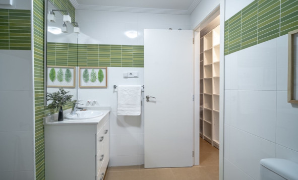 Herverkoop - 1. Appartement / flat - Playa Flamenca - Costa Blanca Zuid