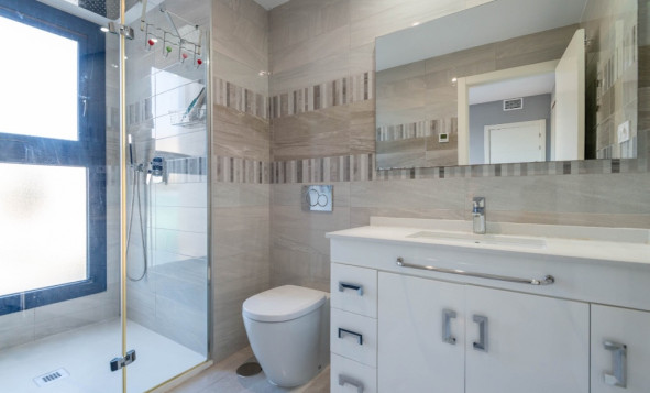 Herverkoop - 1. Appartement / flat - Punta Prima - Costa Blanca Zuid