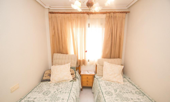 Herverkoop - 1. Appartement / flat - Torrevieja - Costa Blanca Zuid