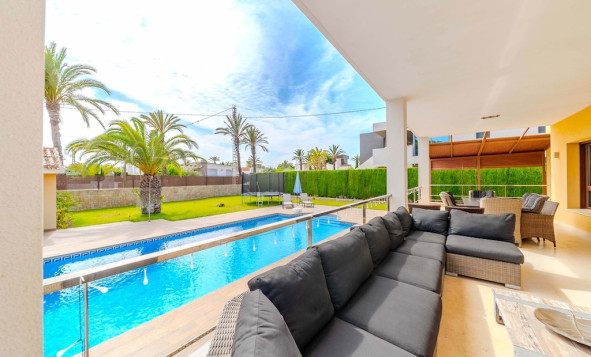 Herverkoop - 3. Halfvrijstaand huis - Cabo Roig - Costa Blanca Zuid