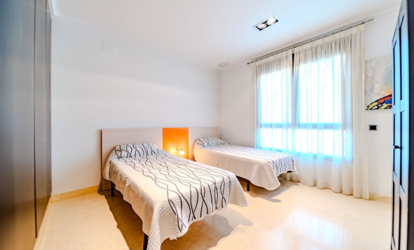 Herverkoop - 3. Halfvrijstaand huis - Cabo Roig - Costa Blanca Zuid