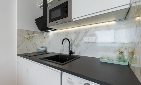 Resale - 1. Apartment / flat - Torrevieja - Costa Blanca South