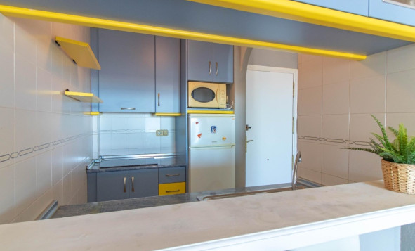 Resale - 1. Apartment / flat - La Mata - Costa Blanca South