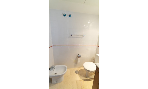 Herverkoop - 1. Appartement / flat - Punta Prima - Costa Blanca Zuid