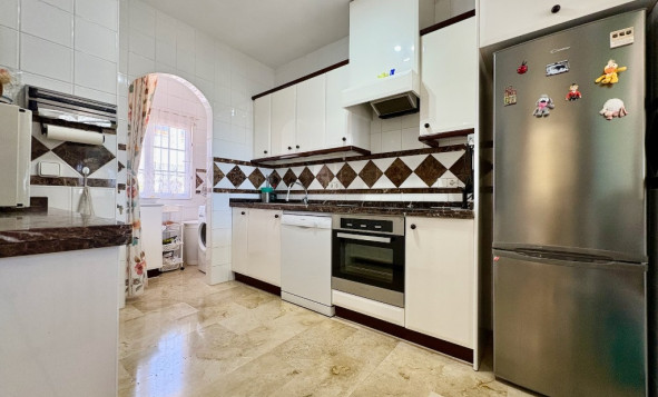 Herverkoop - 3. Halfvrijstaand huis - Villamartin - Costa Blanca Zuid