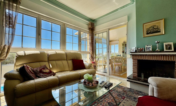 Herverkoop - 3. Halfvrijstaand huis - Villamartin - Costa Blanca Zuid