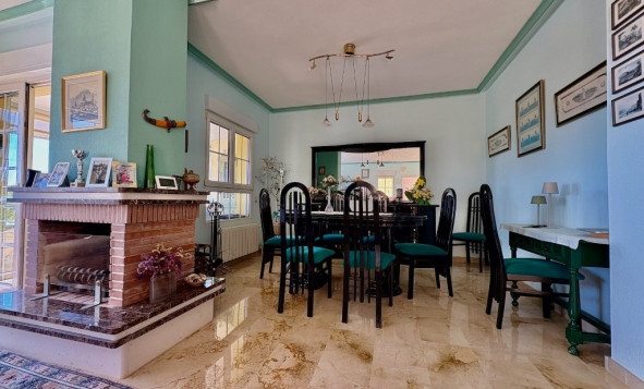 Herverkoop - 3. Halfvrijstaand huis - Villamartin - Costa Blanca Zuid