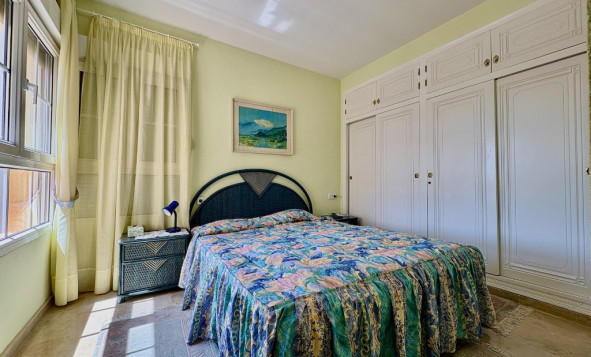 Herverkoop - 3. Halfvrijstaand huis - Villamartin - Costa Blanca Zuid