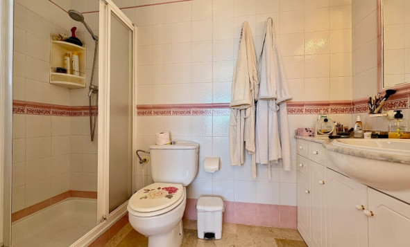 Herverkoop - 3. Halfvrijstaand huis - Villamartin - Costa Blanca Zuid