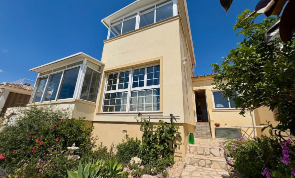 Herverkoop - 3. Halfvrijstaand huis - Villamartin - Costa Blanca Zuid