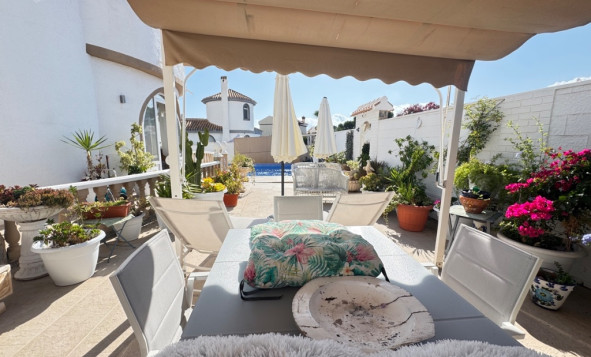 Herverkoop - 3. Halfvrijstaand huis - La Zenia - Costa Blanca Zuid