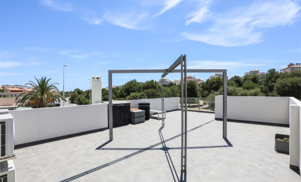 Herverkoop - 3. Halfvrijstaand huis - La Zenia - Costa Blanca Zuid