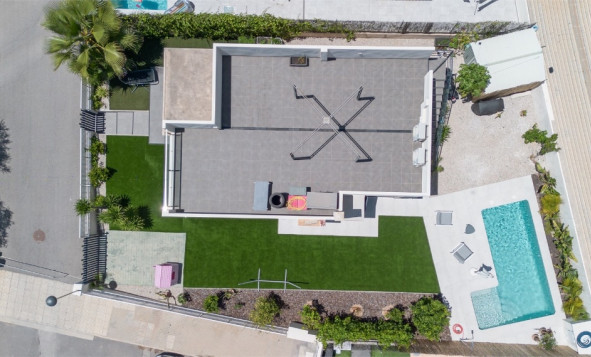 Herverkoop - 3. Halfvrijstaand huis - La Zenia - Costa Blanca Zuid