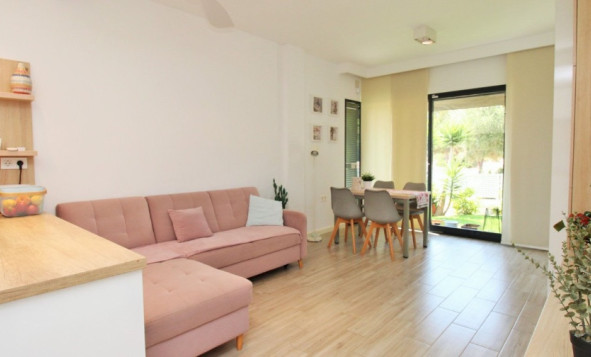 Herverkoop - 3. Halfvrijstaand huis - La Zenia - Costa Blanca Zuid