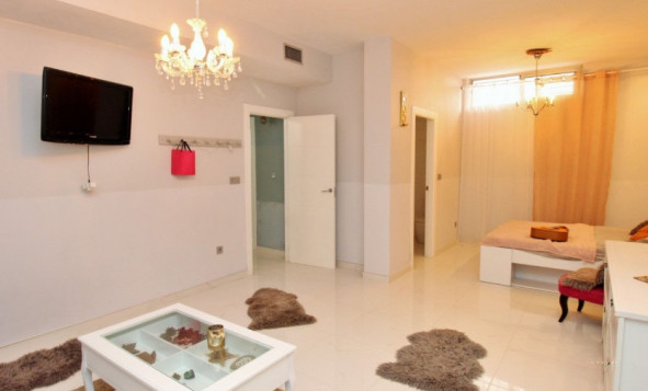 Herverkoop - 3. Halfvrijstaand huis - La Zenia - Costa Blanca Zuid