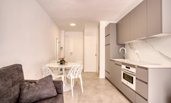 Reventa - 2. Chalet adosado - Torrevieja - Costa Blanca Sur