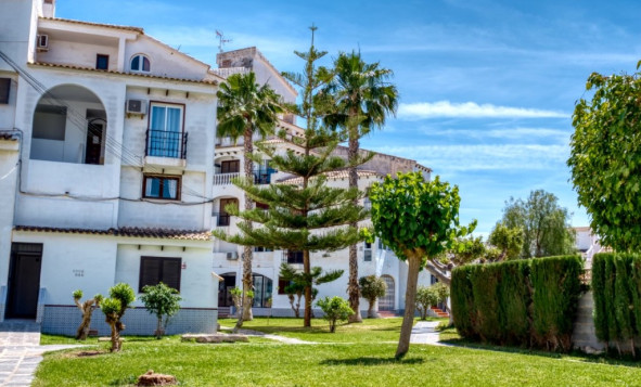 Reventa - 2. Chalet adosado - Torrevieja - Costa Blanca Sur