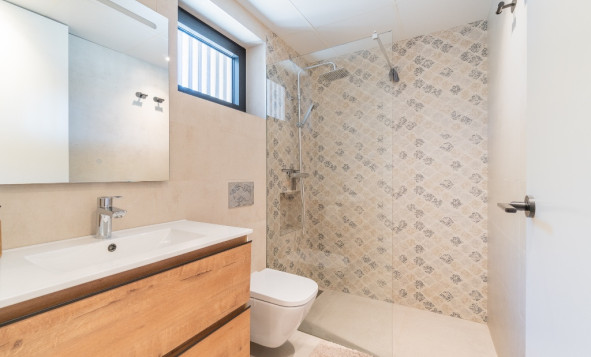 Herverkoop - 3. Halfvrijstaand huis - Los Balcones - Costa Blanca Zuid