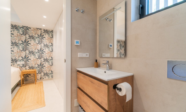 Herverkoop - 3. Halfvrijstaand huis - Los Balcones - Costa Blanca Zuid