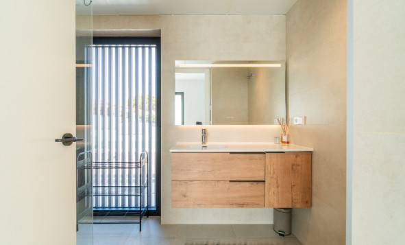 Herverkoop - 3. Halfvrijstaand huis - Los Balcones - Costa Blanca Zuid